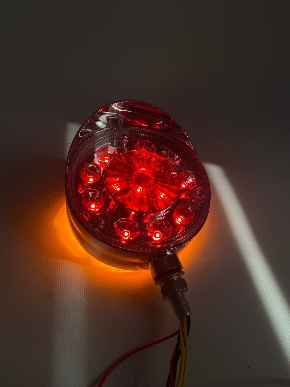Габарит (LED) красно/желтый 12-24v (хром-леденец из-под зеркало)