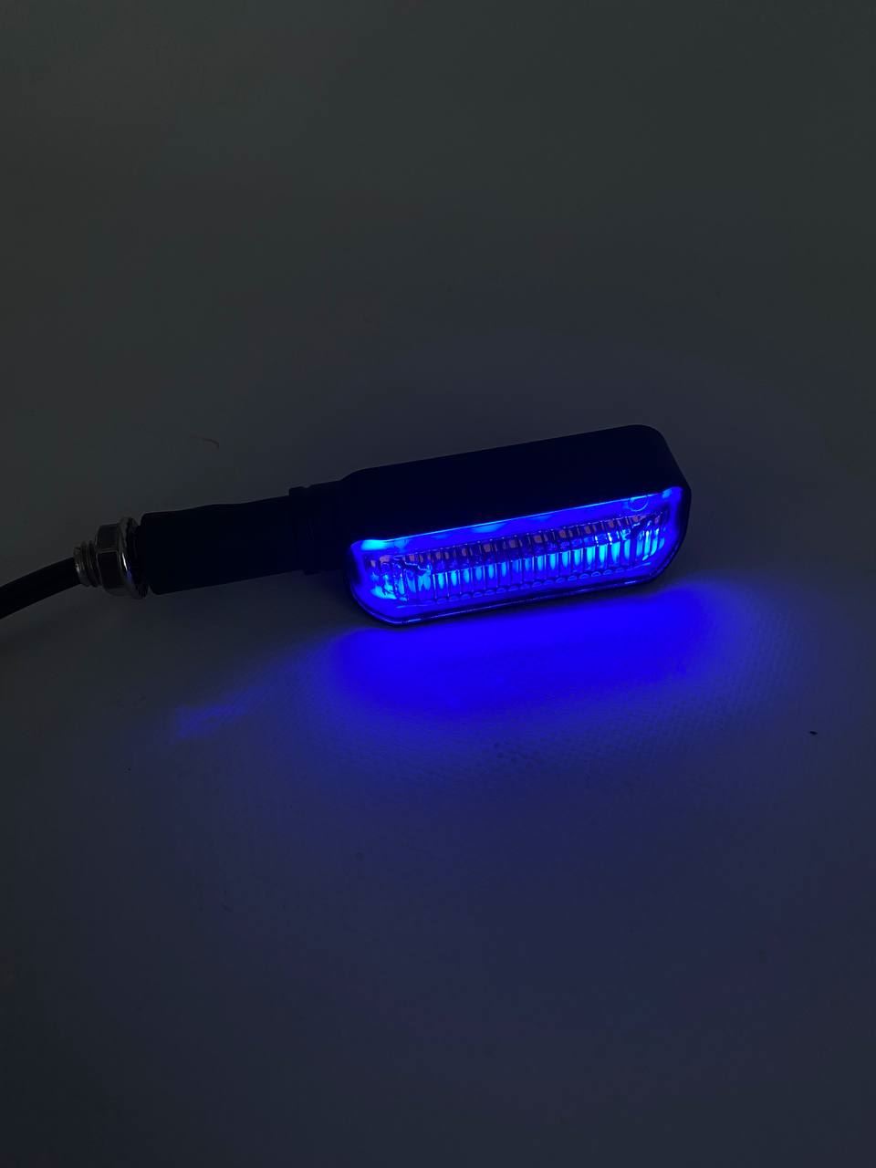 Габарит (LED) ( на заднє крило)  мотоцикла 12v (синій з поворотом)