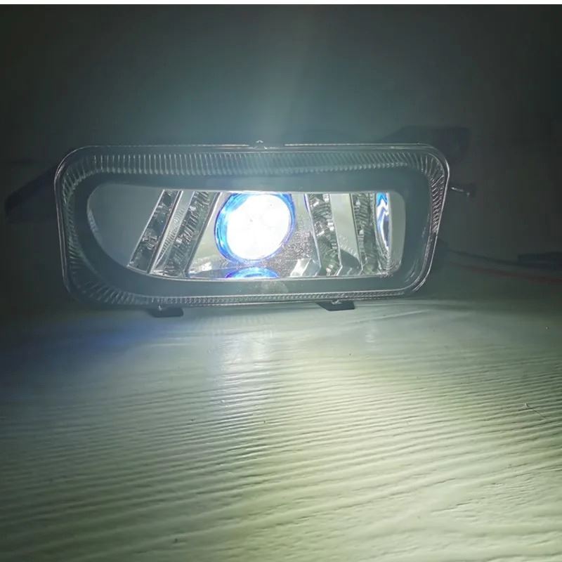 Фара противотуманная Mercedes-Actros MP2-MP3 LED