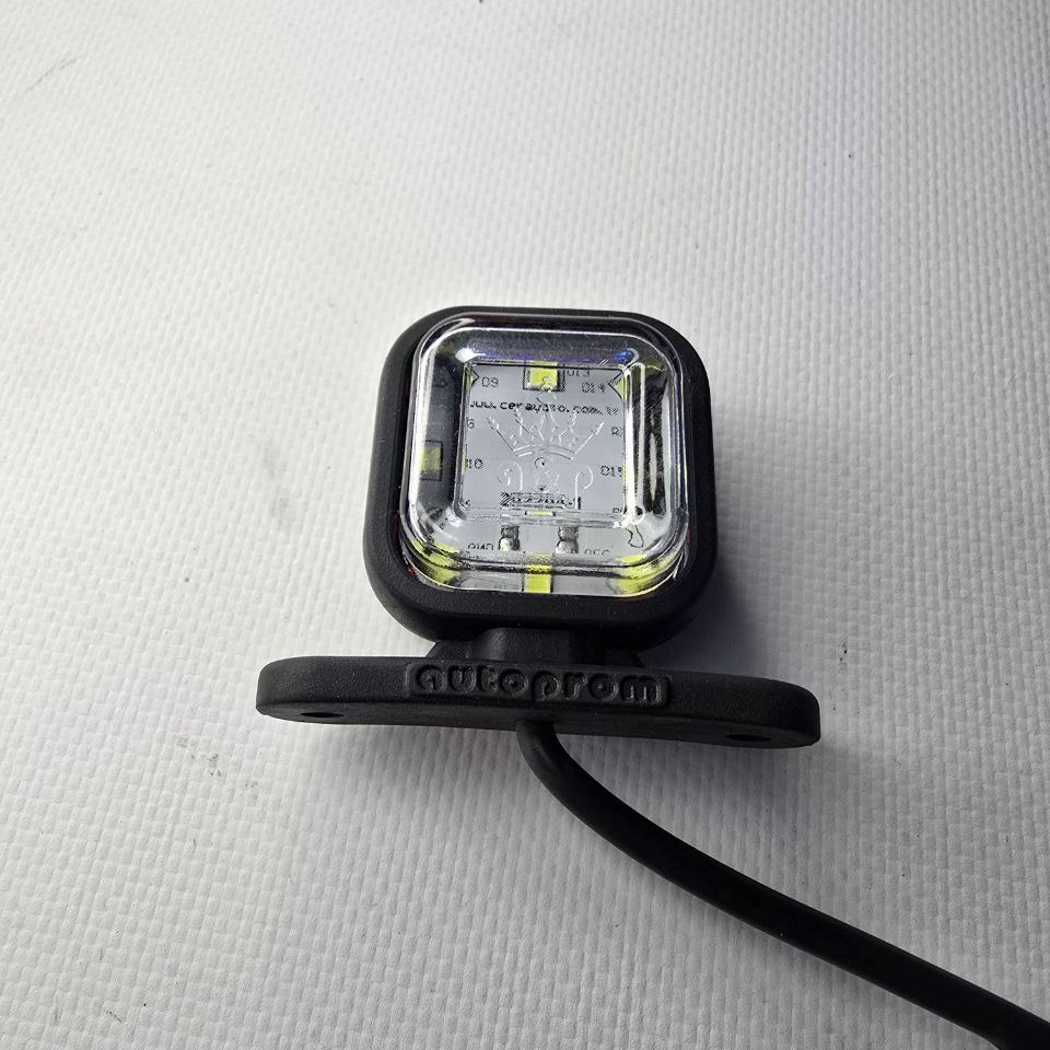 Рожок габариный 12-24v (красно-белый) квардратный