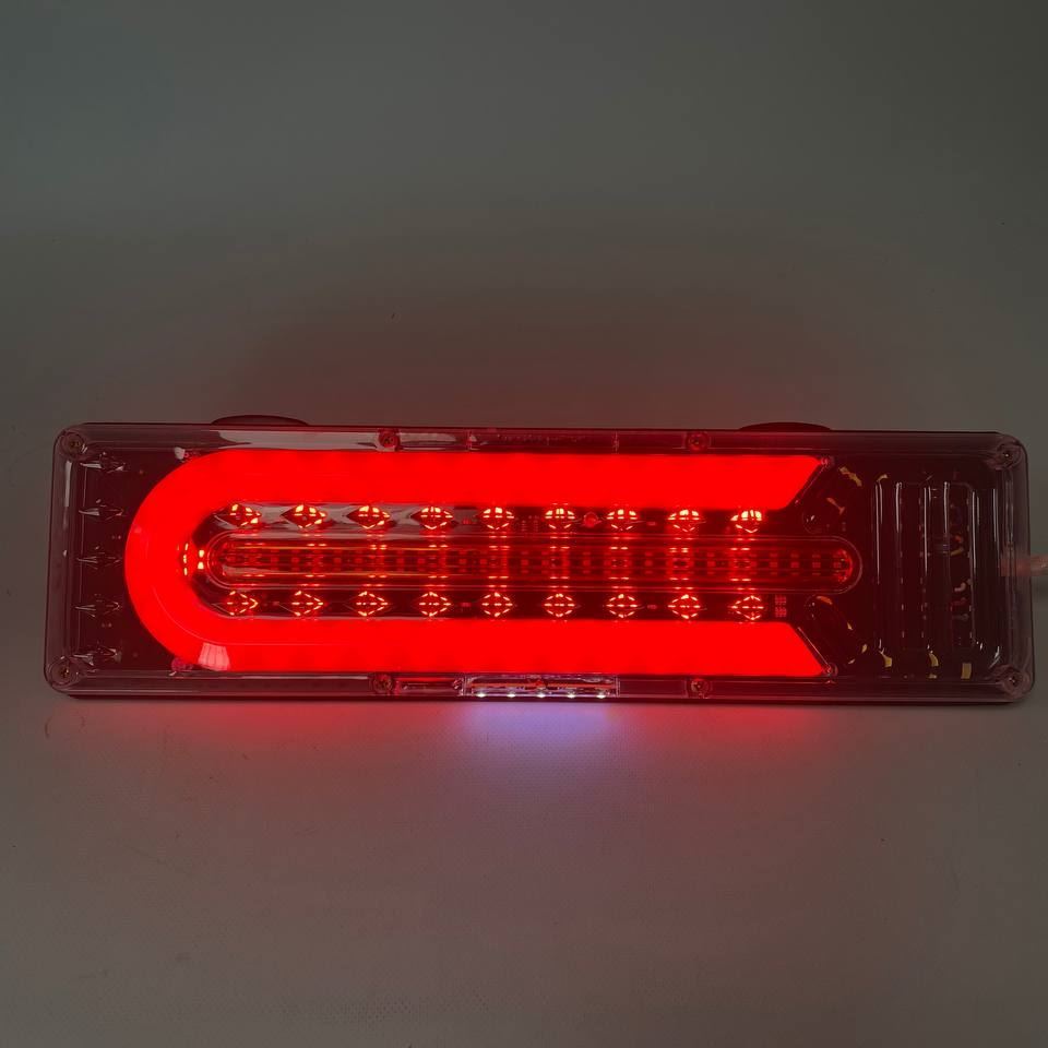 Фонарь Задний LED грузовиков 24V ( 46 см Бегущий поворотник)