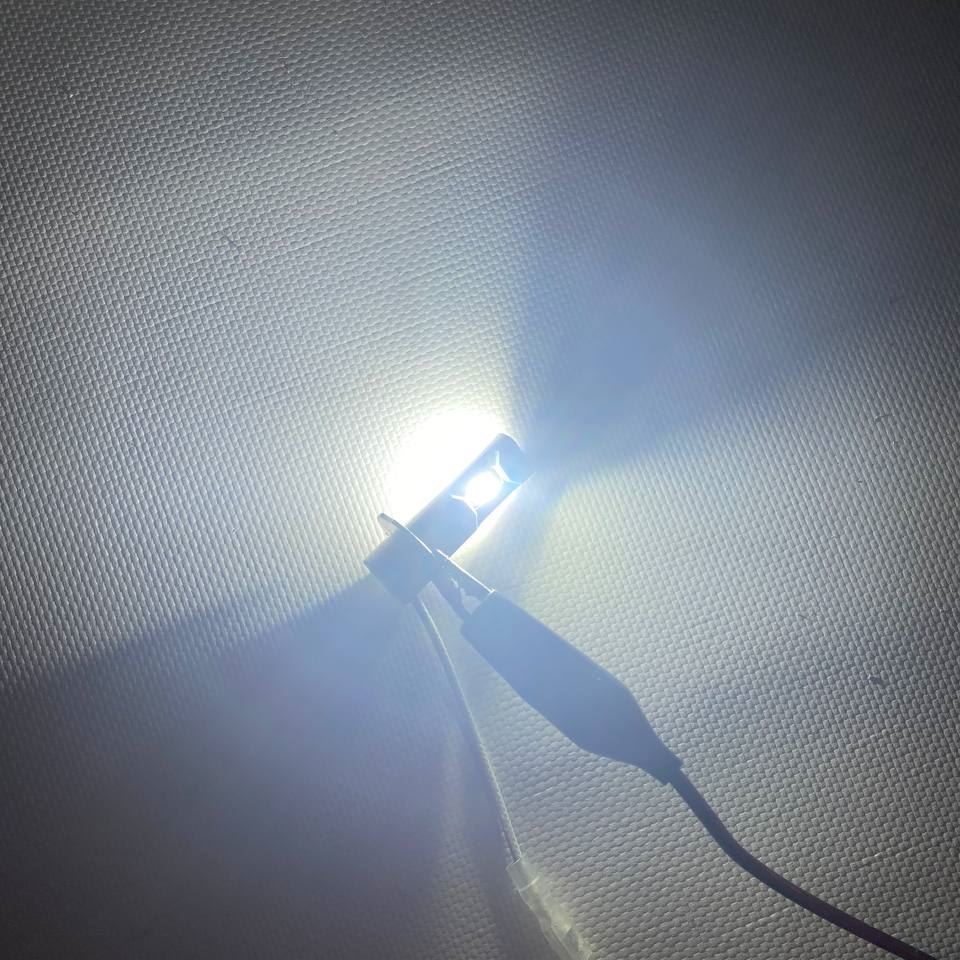 Лампочка H3 (LED)