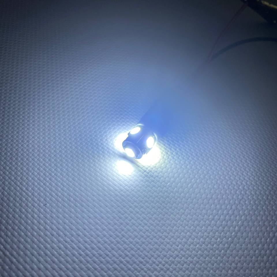 Лампа W3W (LED-синя) диоды